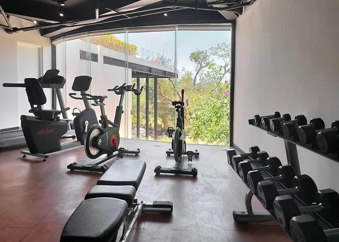 Casa vacanze Panoramic 1-br Studio,garden, 360º Pool & Gym