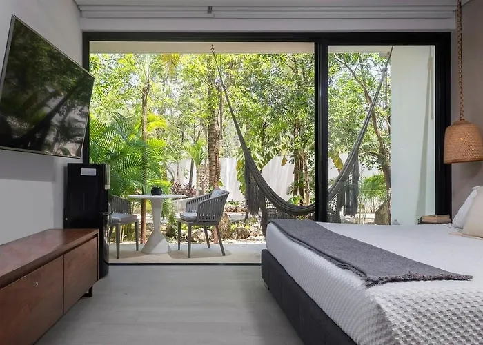 Casa vacanze Panoramic 1-br Studio,garden, 360º Pool & Gym *